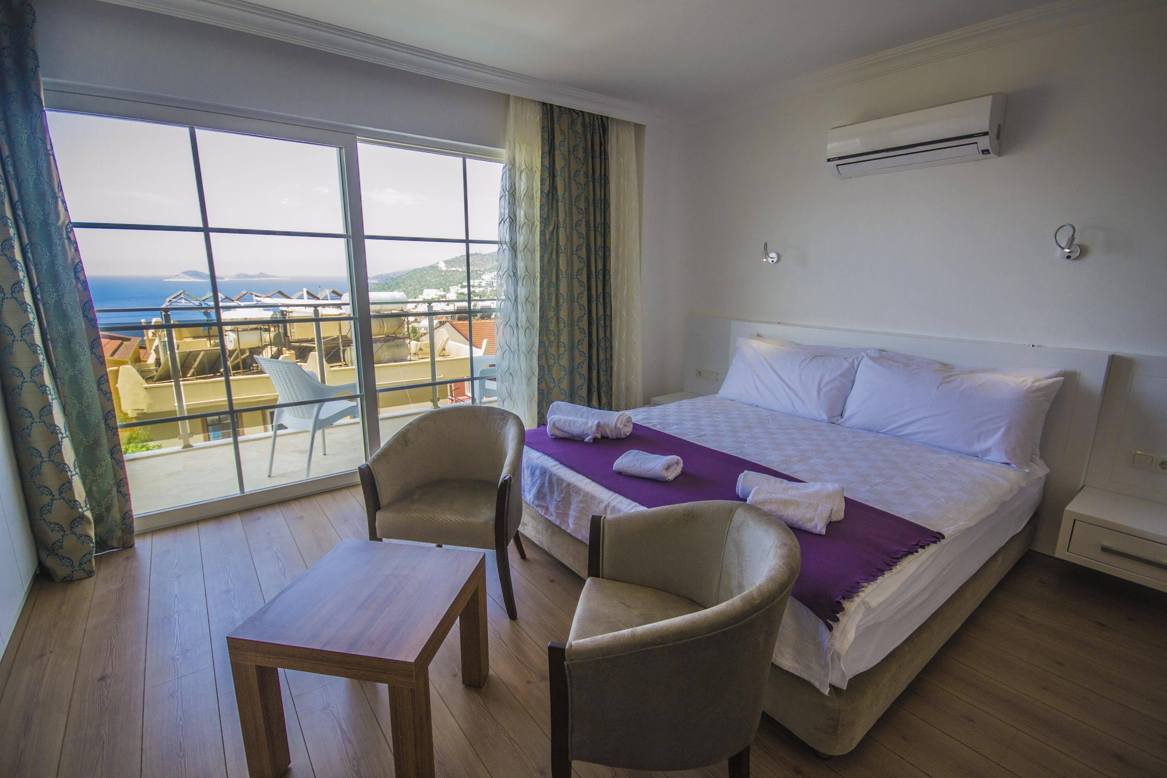 Kelebek Studio Apartments Калкан Екстериор снимка