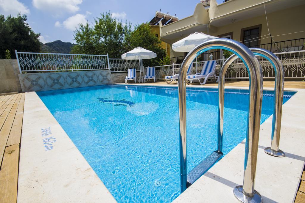 Kelebek Studio Apartments Калкан Екстериор снимка